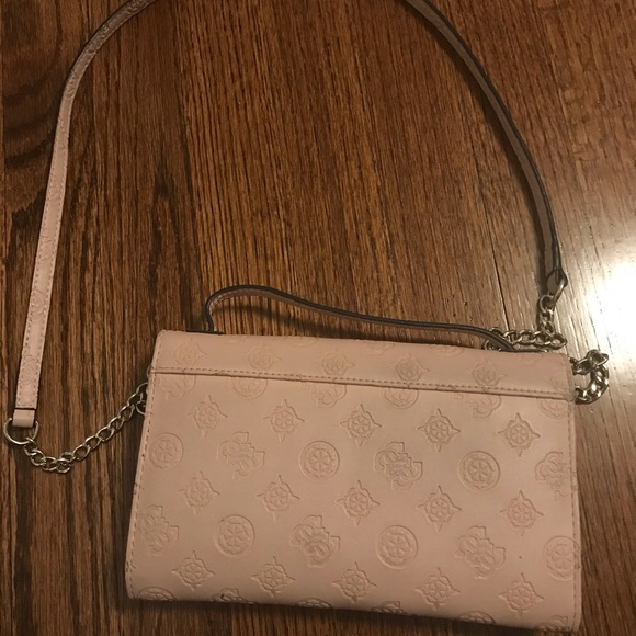 Pink Guess cross bag - Picture 2 of 2